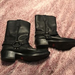 Women’s Durango Harness Boot, black leather